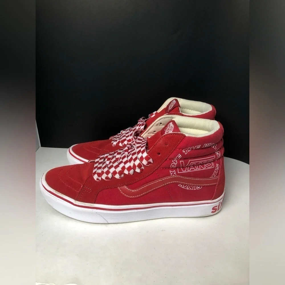 🍄Vans Red High-Tops with Checkered Laces🍄